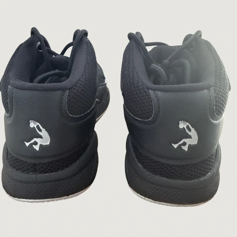 Shaq Motivate Kids Basketball Shoes Black High Top Sneakers AQ95002Y BB Size 5Y
